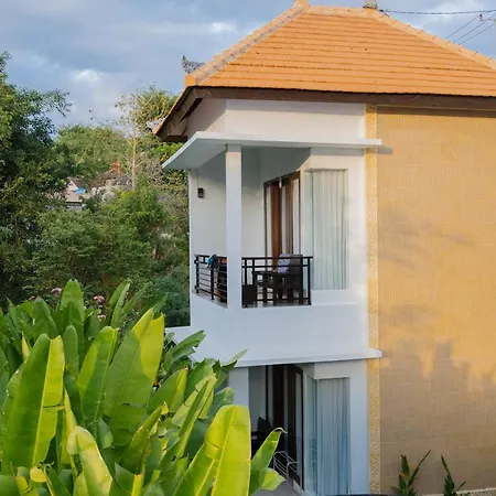 Lo Sari Bungalow
